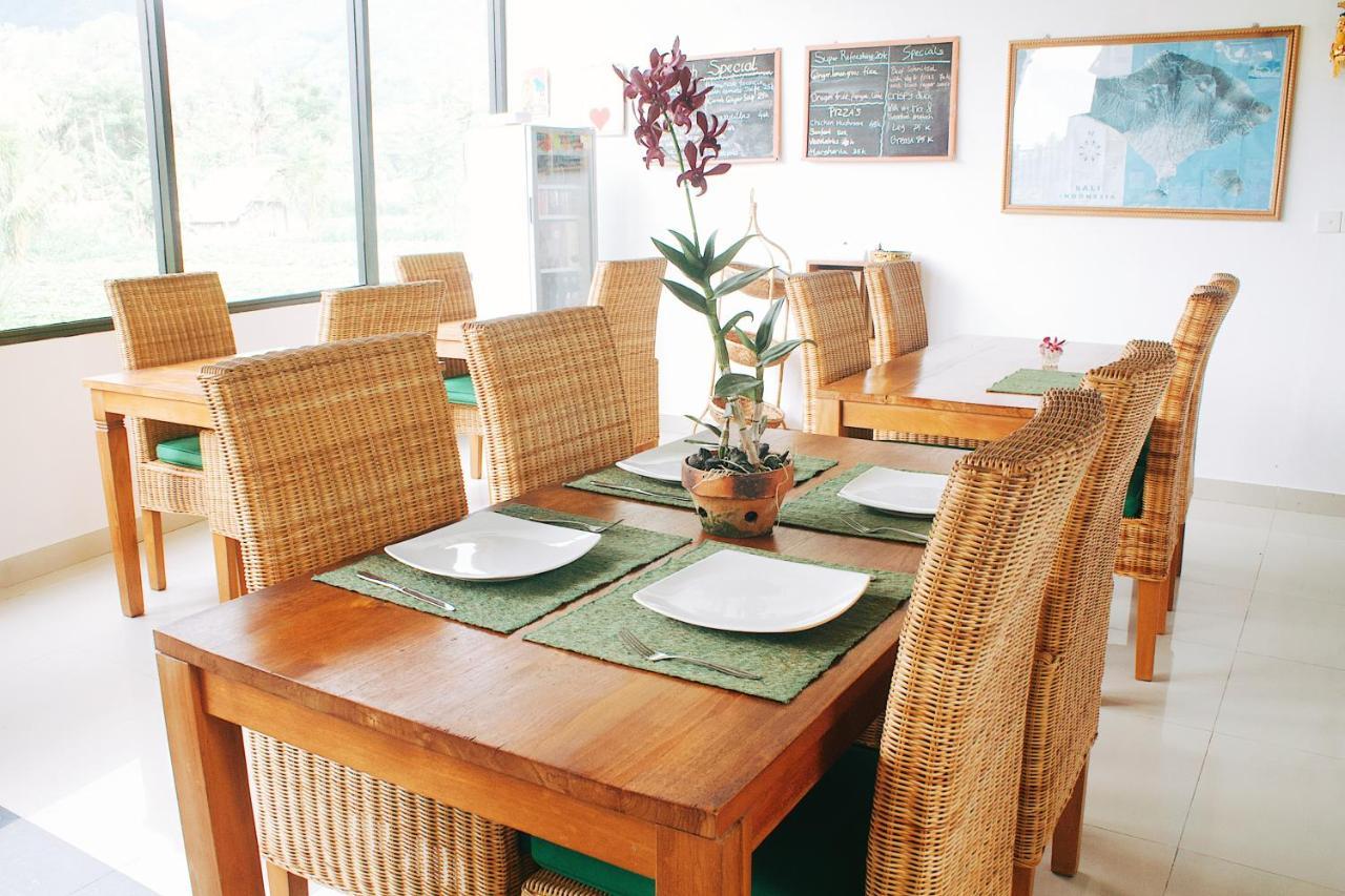 D'Sawah Amed Homestay & Warung Exterior photo